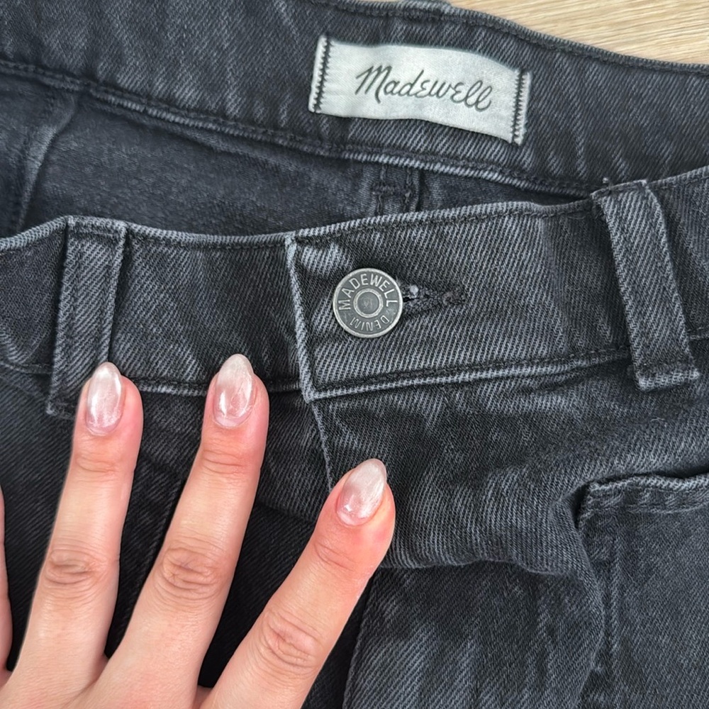 Madewell Black 90s Straight Leg High Rise Jeans - Picture 5 of 10
